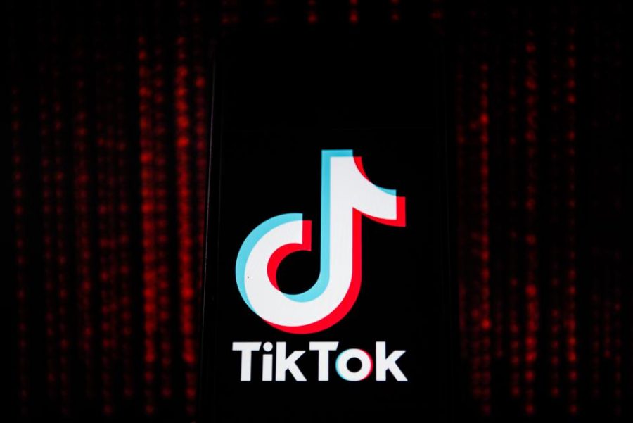 TikTok+avoids+US+ban+-+for+now