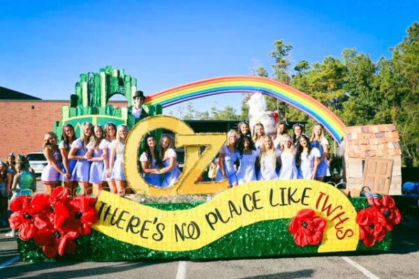 TWHS Cheerleaders showcase "The Most Spirited" Float.